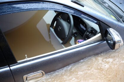ciri-ciri mobil bekas banjir